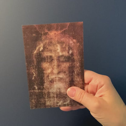 Two-dimensional Holy Face in different formats